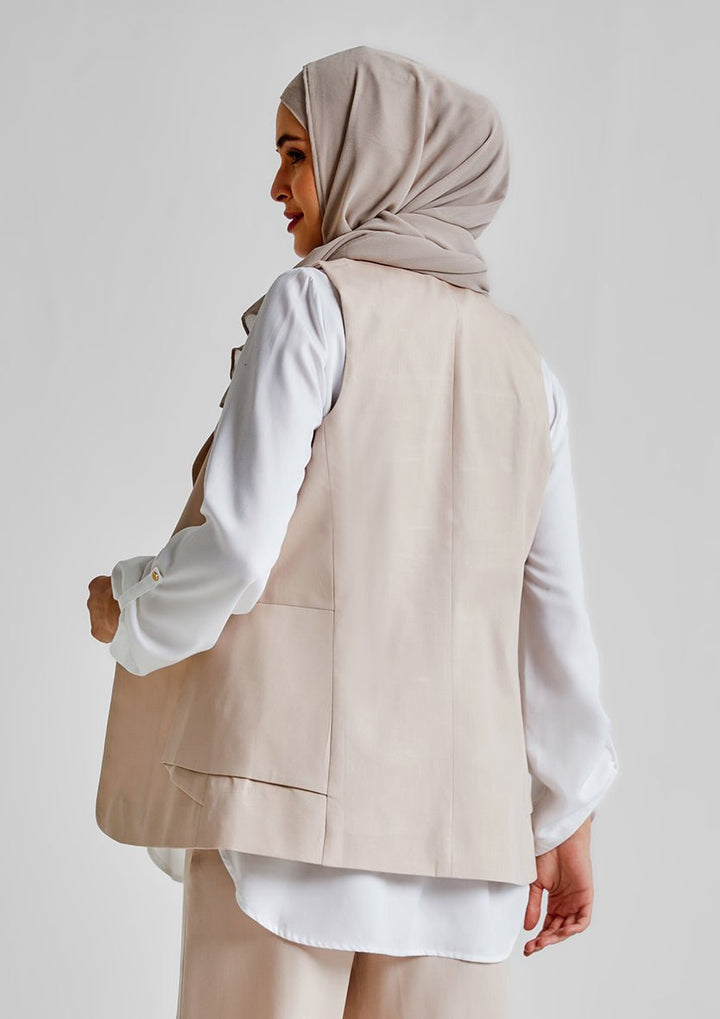 Side Folds Vest-Tencelâ„¢ - BOKITTA