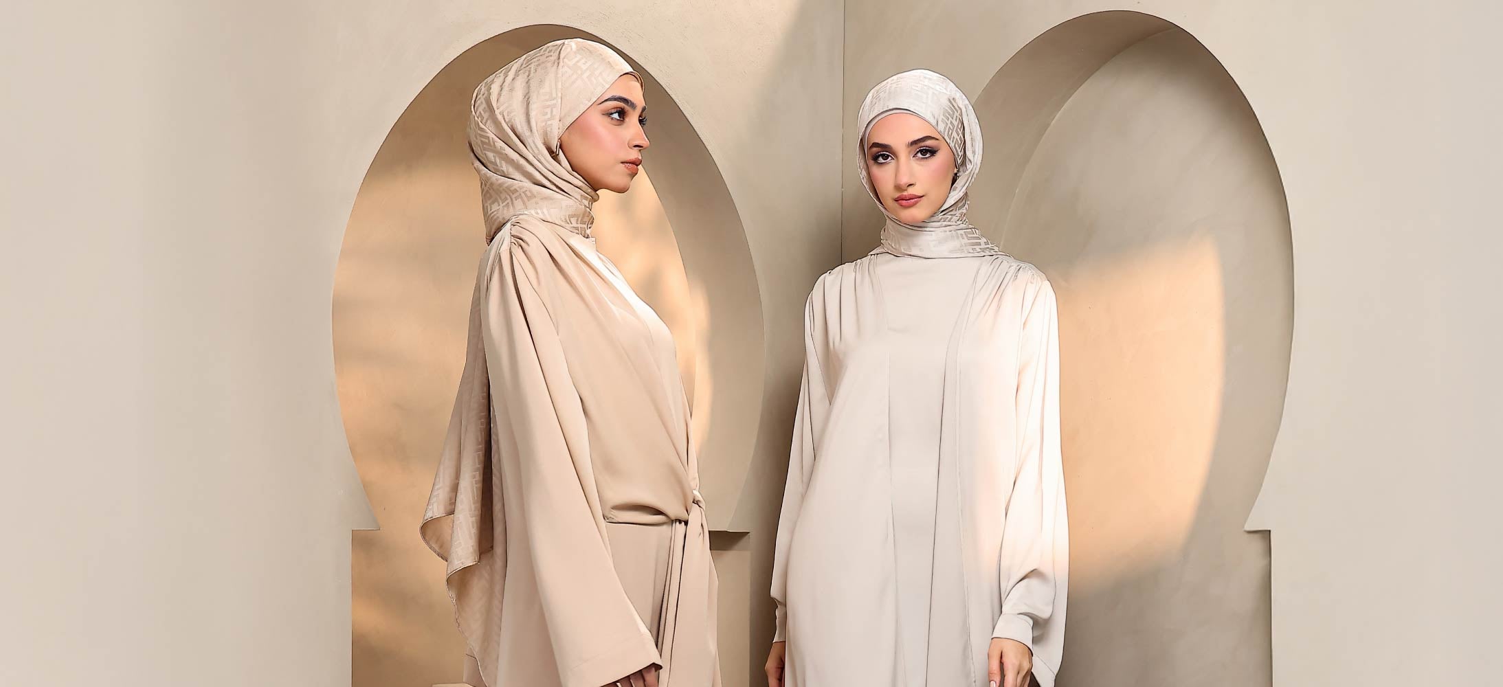 Abayas and Prayer Sets