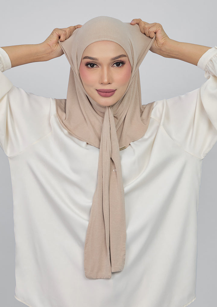 #color-taupe