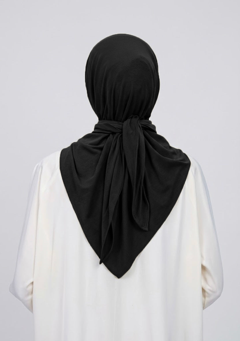 #black_color