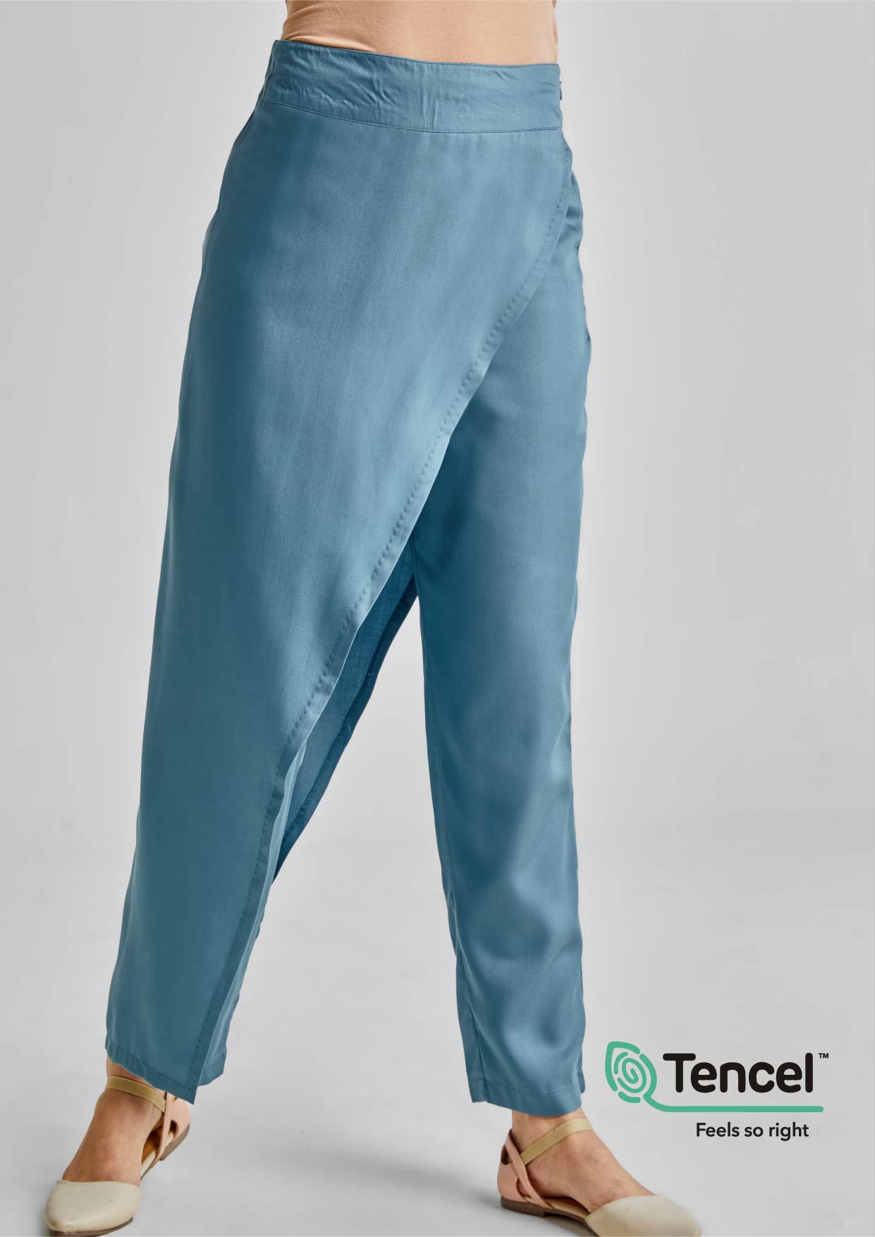 Modest Overlapping Wide-Leg Pants in Tencel™ for women – BOKITTA