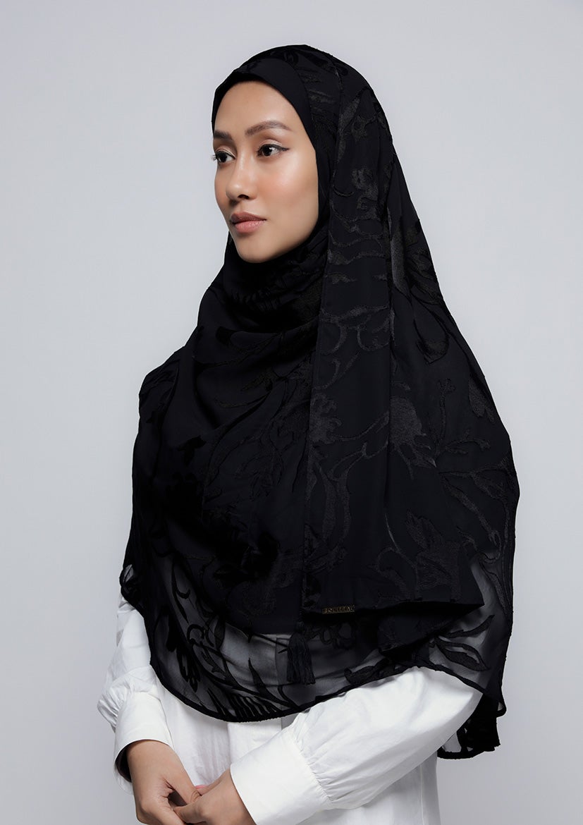 She Black - Printed Brasso - BOKITTA Hijab