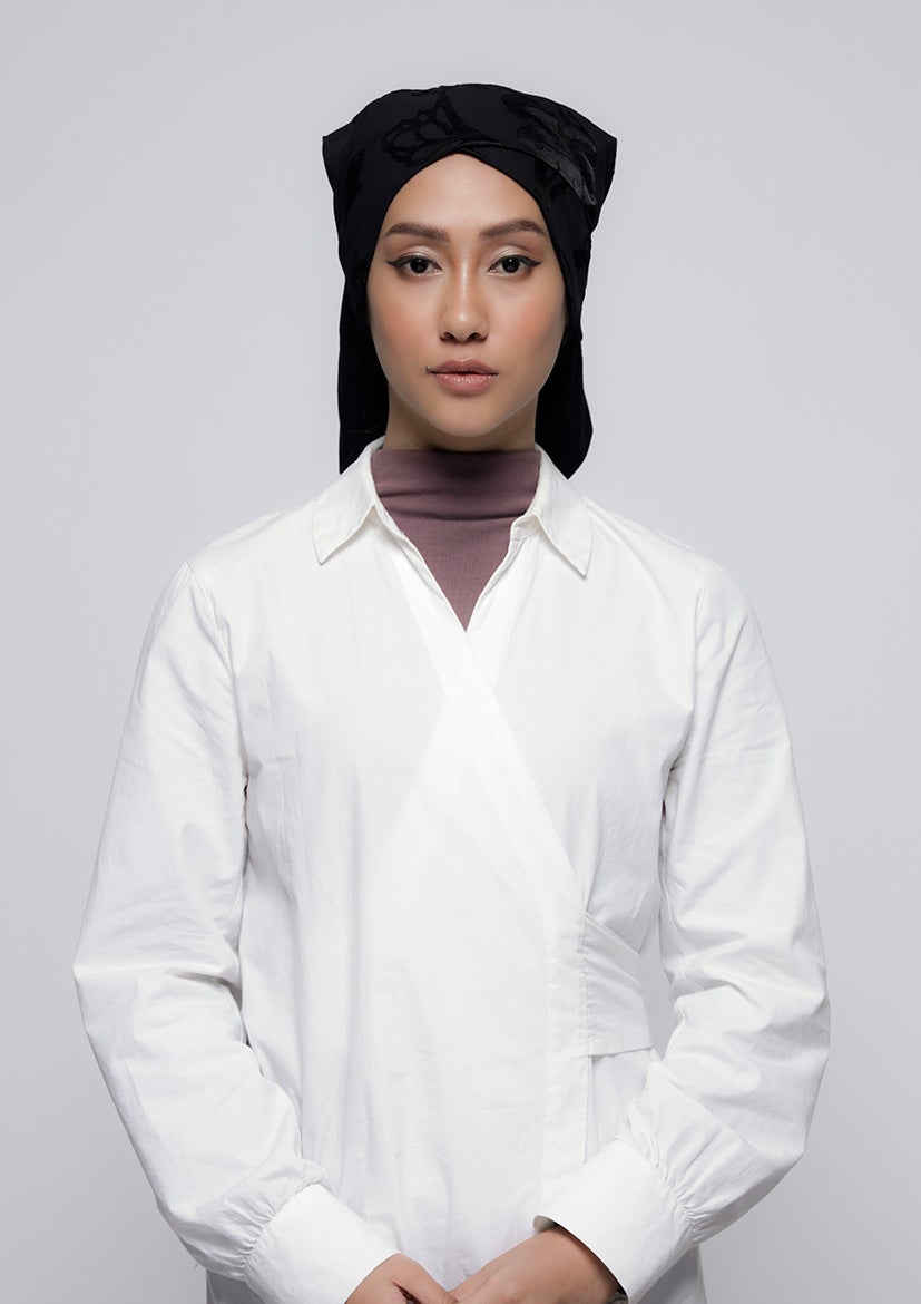 She Black - Printed Brasso - BOKITTA Hijab
